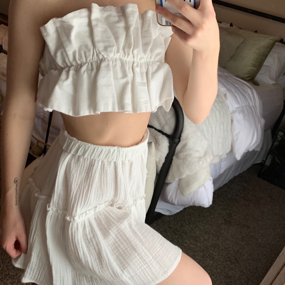 Ruffle crop top